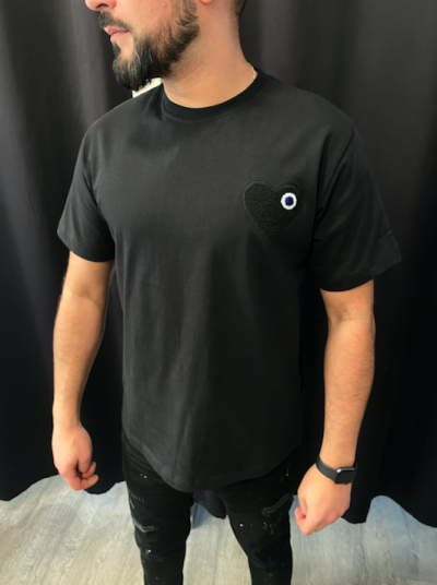 TEE SHIRT NOIR MOTIF COEUR NOIR 