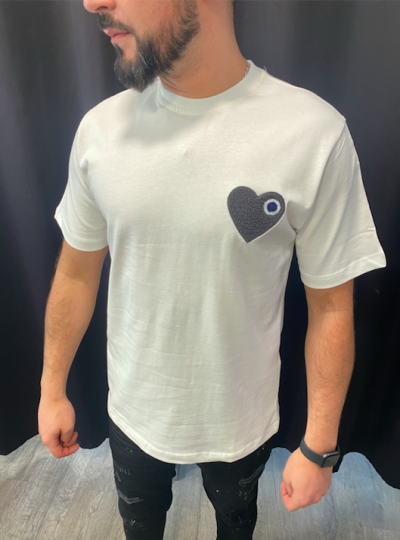 TEE SHIRT BLANC MOTIF COEUR GRIS