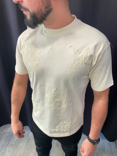 TEE SHIRT MOTIF FLEURS 